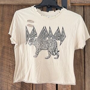 Def Leppard cropped Graphic Tee